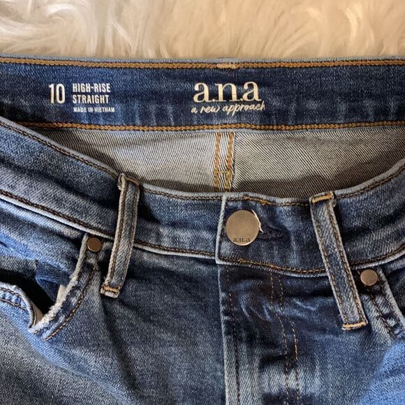 Ana Size 10 high rise straight leg distressed/patched denim jeans - Picture 6 of 8